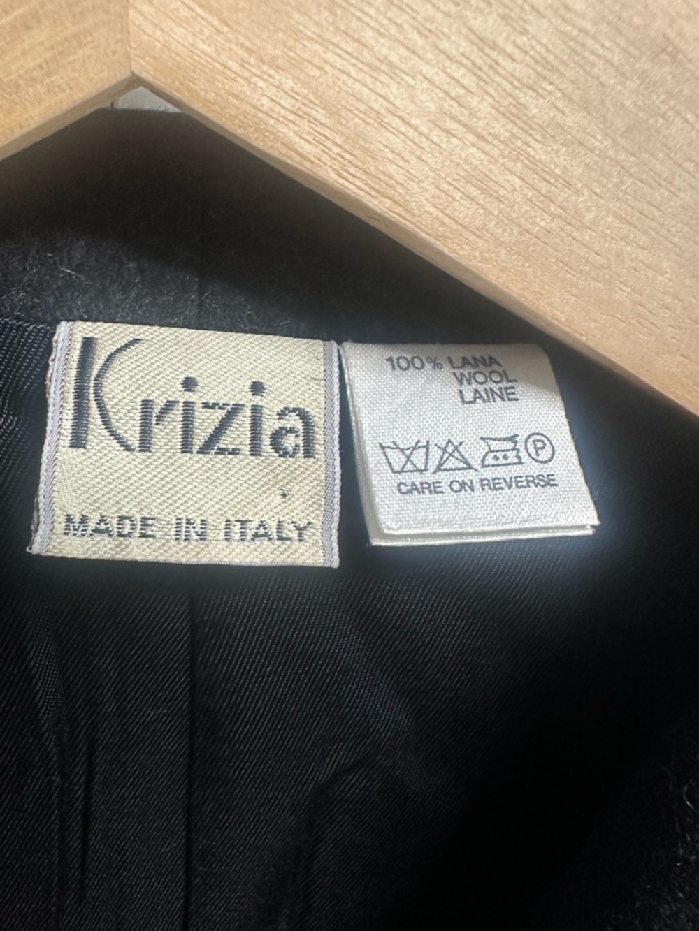 PER TE BY KRIZIA Charcoal Gray Blazer with Light Gray Piping - Picture 3 of 7